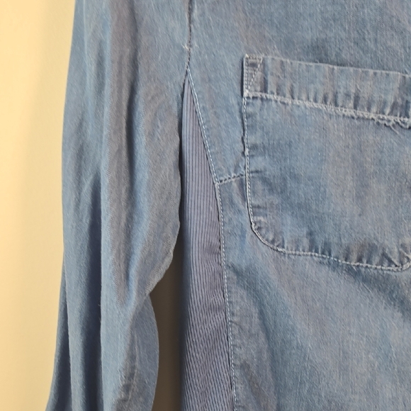 Emily Daniels Light Blue Denim Shirt - Picture 3 of 7